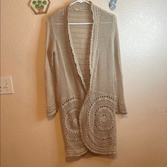 Chic Crochet Cardigan - Picture 1 of 7